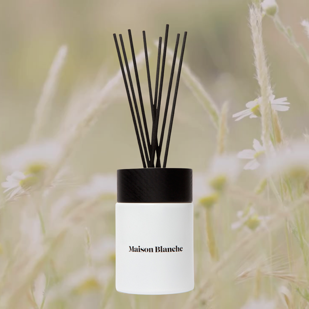 Alternate image for 001 Cotton & Chamomile / Diffuser