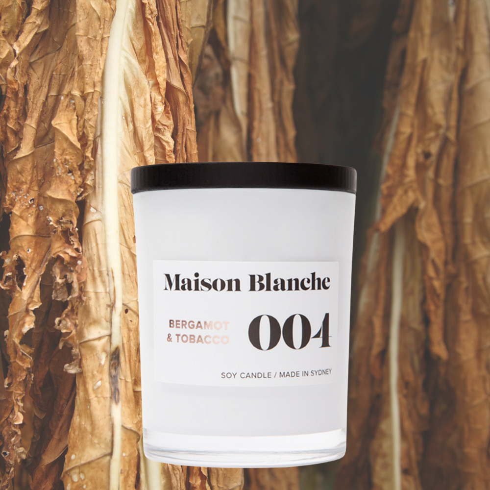 Alternate image for 004 Bergamot & Tobacco / Medium Candle