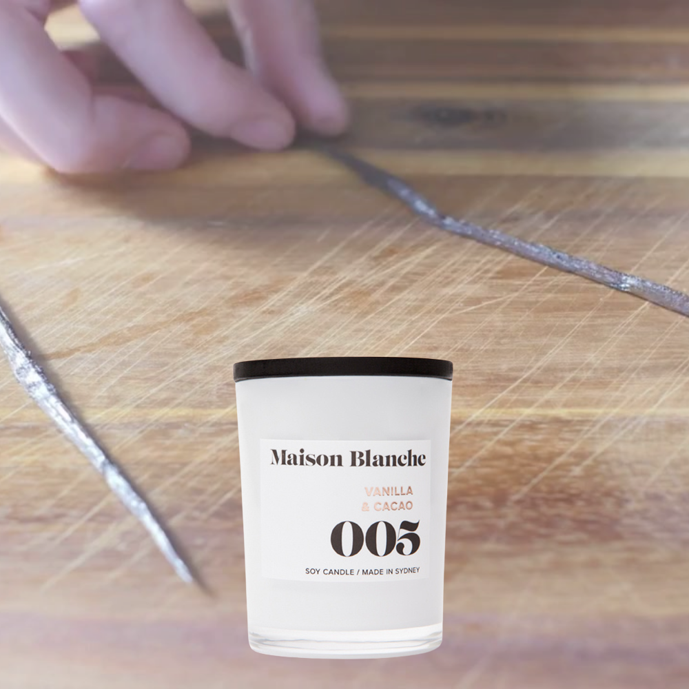 Alternate image for 005 Vanilla & Cacao / Small Candle